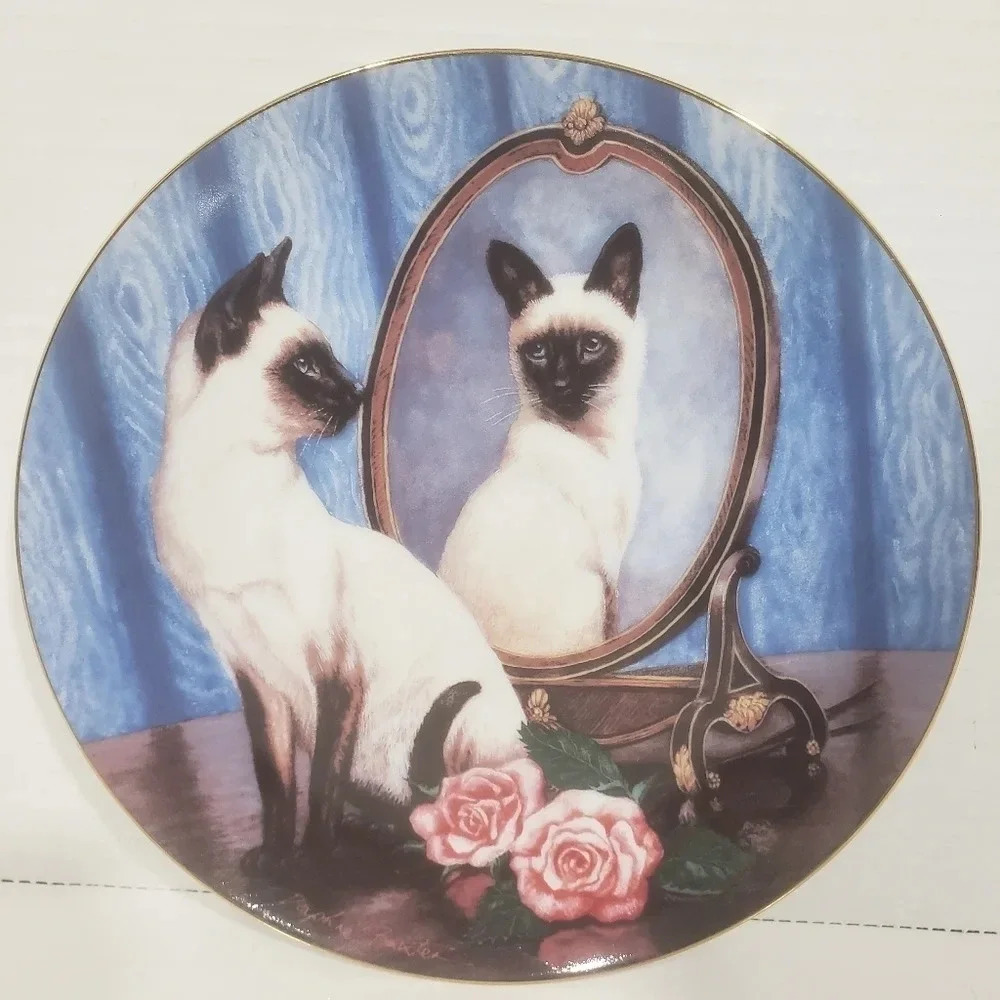 Vintage Franklin Mint Siamese Cat Collectors Cat Plate By Daphne Baxter